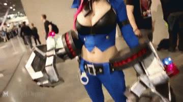gifs-cosplay-sexy-09