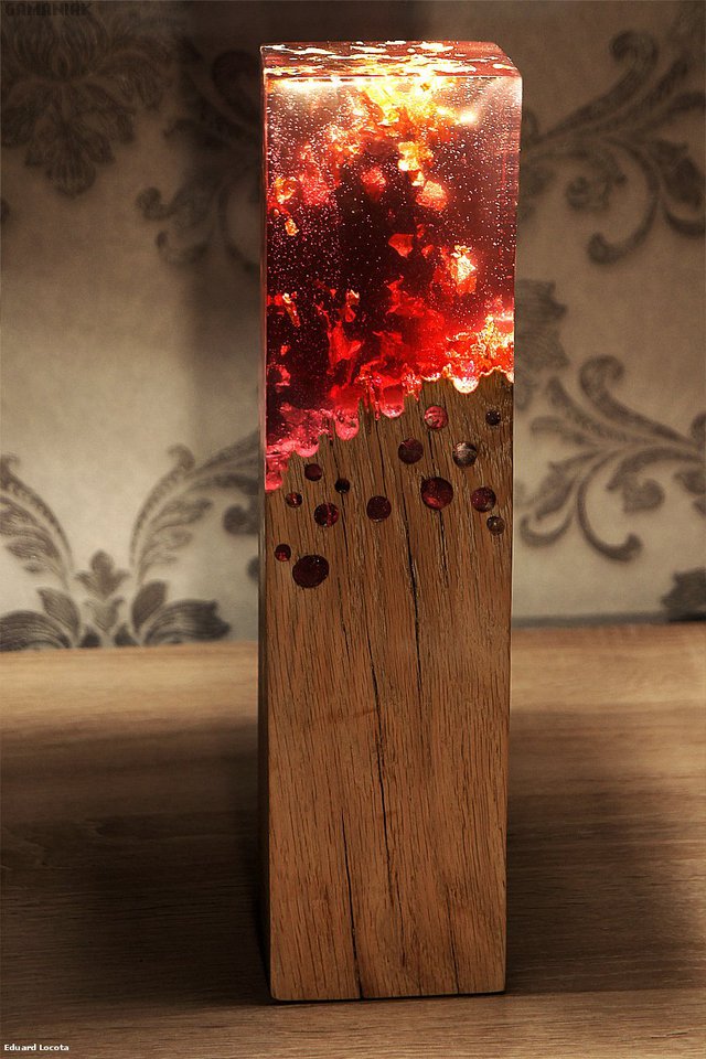 lampe-bois-verre-acrylique-effet-brulant
