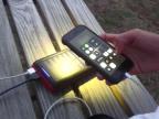 energie-renouvelable-chargeur-solaire-lampe-torche-smartphone