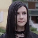 miniature pour Un père fait sentir sa fille gothique chez elle