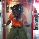 miniature pour Il se prend pour un Super Saiyan dans un simulateur d'ouragan
