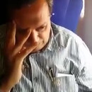miniature pour Un vieil homme se fait humilier par la femme qu'il a tripoté dans l'avion
