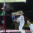 miniature pour Une gymnaste rattrapée 2 fois par son coach