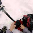 miniature pour Sauvé d'une avalanche grâce à son baton de ski