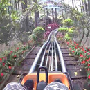miniature pour Une fille morte de rire dans une luge de printemps