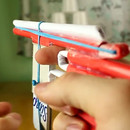 miniature pour Faire un pistolet avec du papier et des élastiques