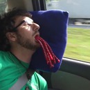 miniature pour Du réglisse dans la bouche pendant qu'il dort