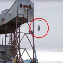 miniature pour Il joue sa vie avec les lois de la physique