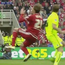 miniature pour La méchante blessure de Gaston Ramirez au football