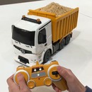 miniature pour Un gâteau-camion RC