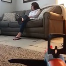 miniature pour Il tire un nerf gun dans la bouche de sa mère