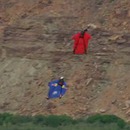miniature pour Reprendre 76 mètres d'altitude en Wingsuit