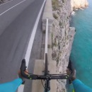 velo-falaise-montagne