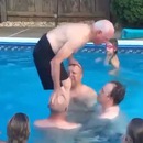 papy-salto-piscine