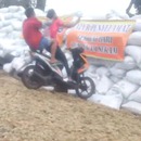 scooter-crashe-mur-sacs