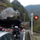 miniature pour Énorme nuage de vapeur quand un train sort d'un tunnel