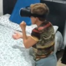 mamie-teste-casque-realite-virtuelle