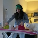 fille-dj-table-repasser