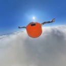 Un parachutiste saute dans un nuage et nous montre l'intérieur