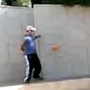 lancer-frisbee-longe-mur