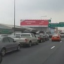 miniature pour Garer sa voiture sur l'autoroute à cause des inondations