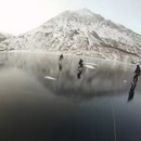 miniature pour Du hockey sur une patinoire géante