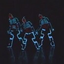 miniature pour Danse japonaise avec des costumes de TRON