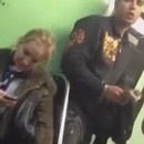 miniature pour Voler un téléphone facilement dans le métro