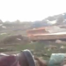 miniature pour Une famille sort de son abri tornade