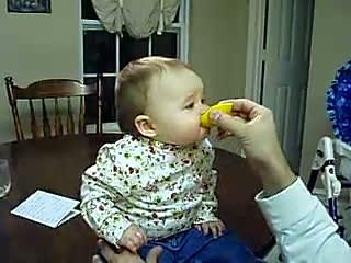 Bebe Mange Du Citron